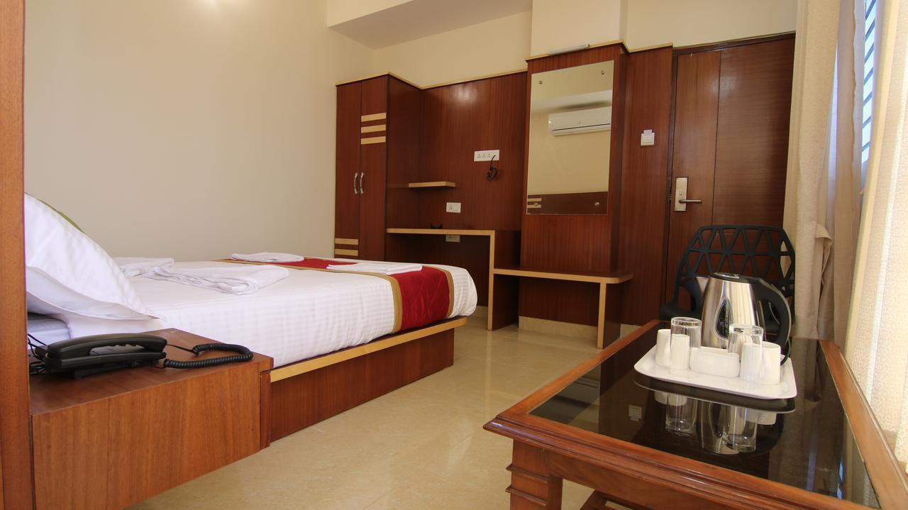 Sri Nandi Comforts Hotel Bangalore Luaran gambar