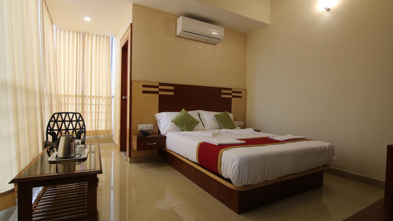 Sri Nandi Comforts Hotel Bangalore Luaran gambar